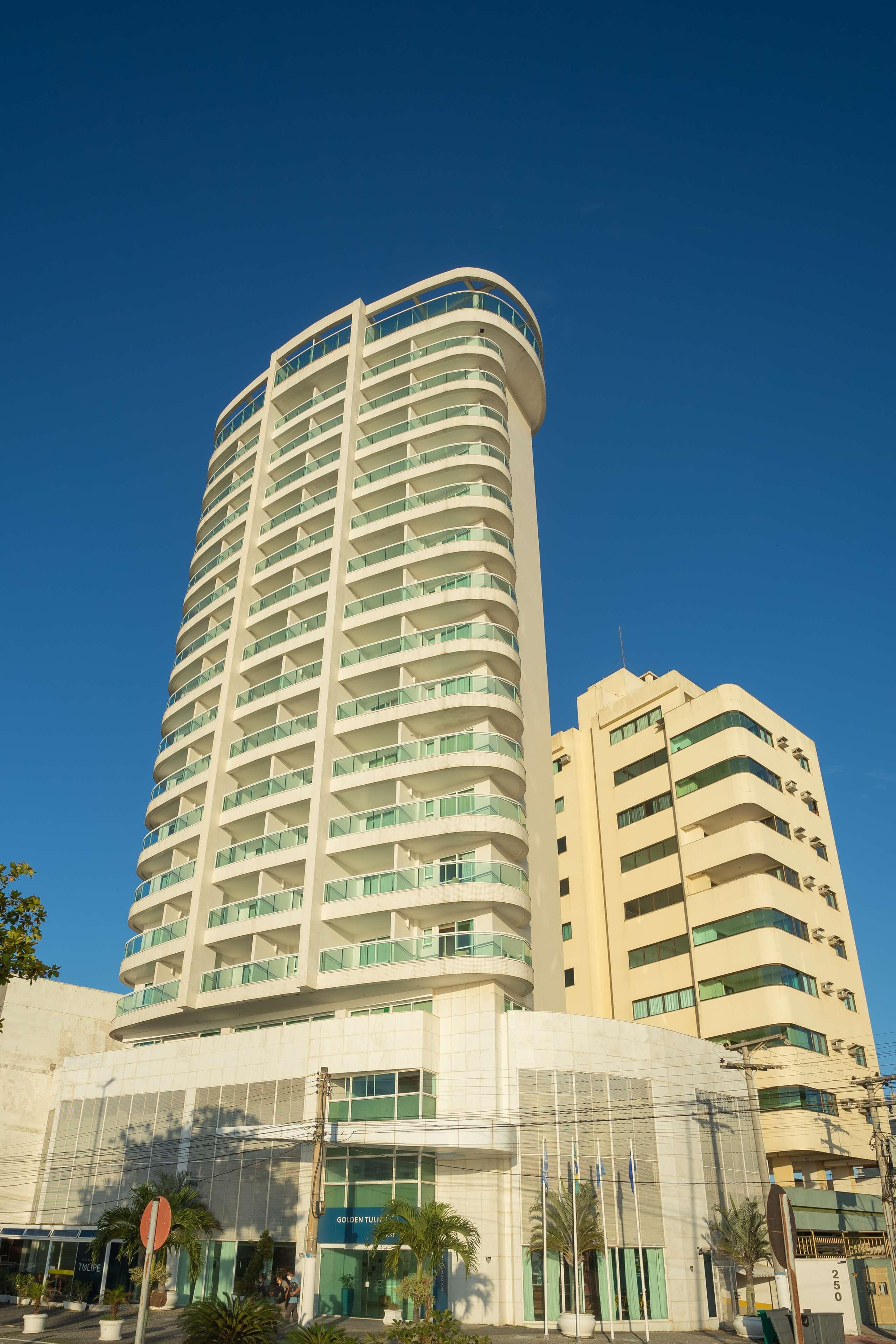 Golden Tulip Macae Hotel Exterior photo